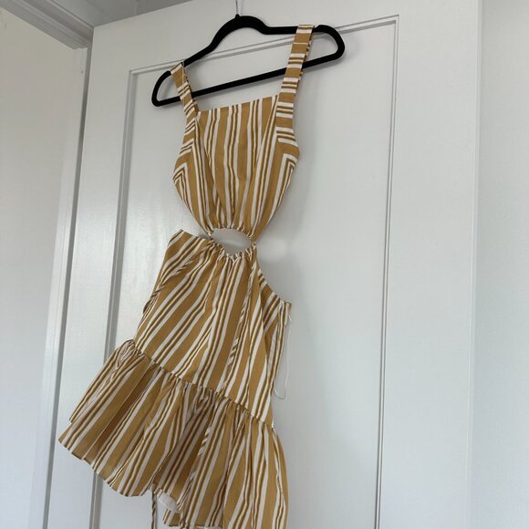 Significant Other Eadie Cut-out Mini Dress Sz 4 In Yellow Striped Ruffle Skirt - Picture 4 of 8